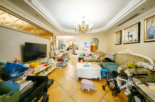 融侨半岛香弥山1号4室2厅189㎡132万二手房图片