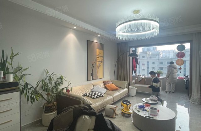 莲湖新城北区洋房 三叶草户型 带车储 南北通透