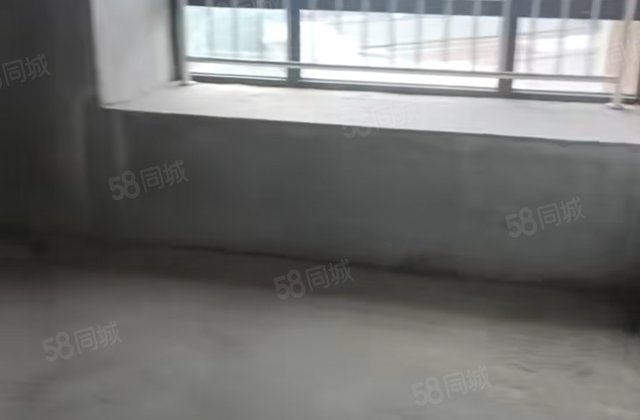 新陆国际3室2厅113.99㎡36万二手房图片