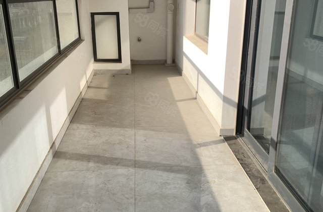 爽快的房东!星光理想城 带车储，好楼层 未住急卖 城市领秀