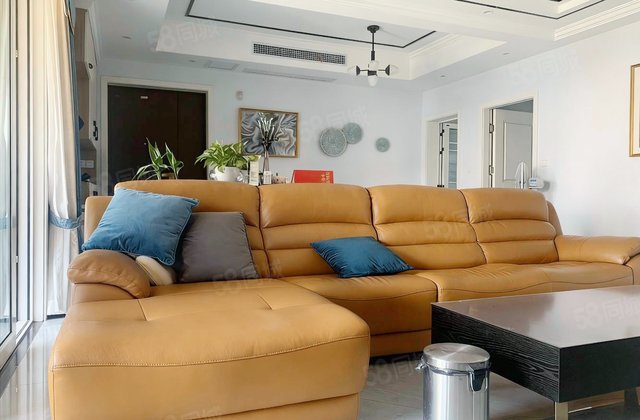 荣盛华府(一期)4室2厅114.61㎡115万二手房图片