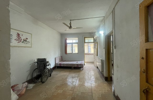 2萬可住 2室 17萬一口价 拖拉机厂 双力 水晶城 3楼