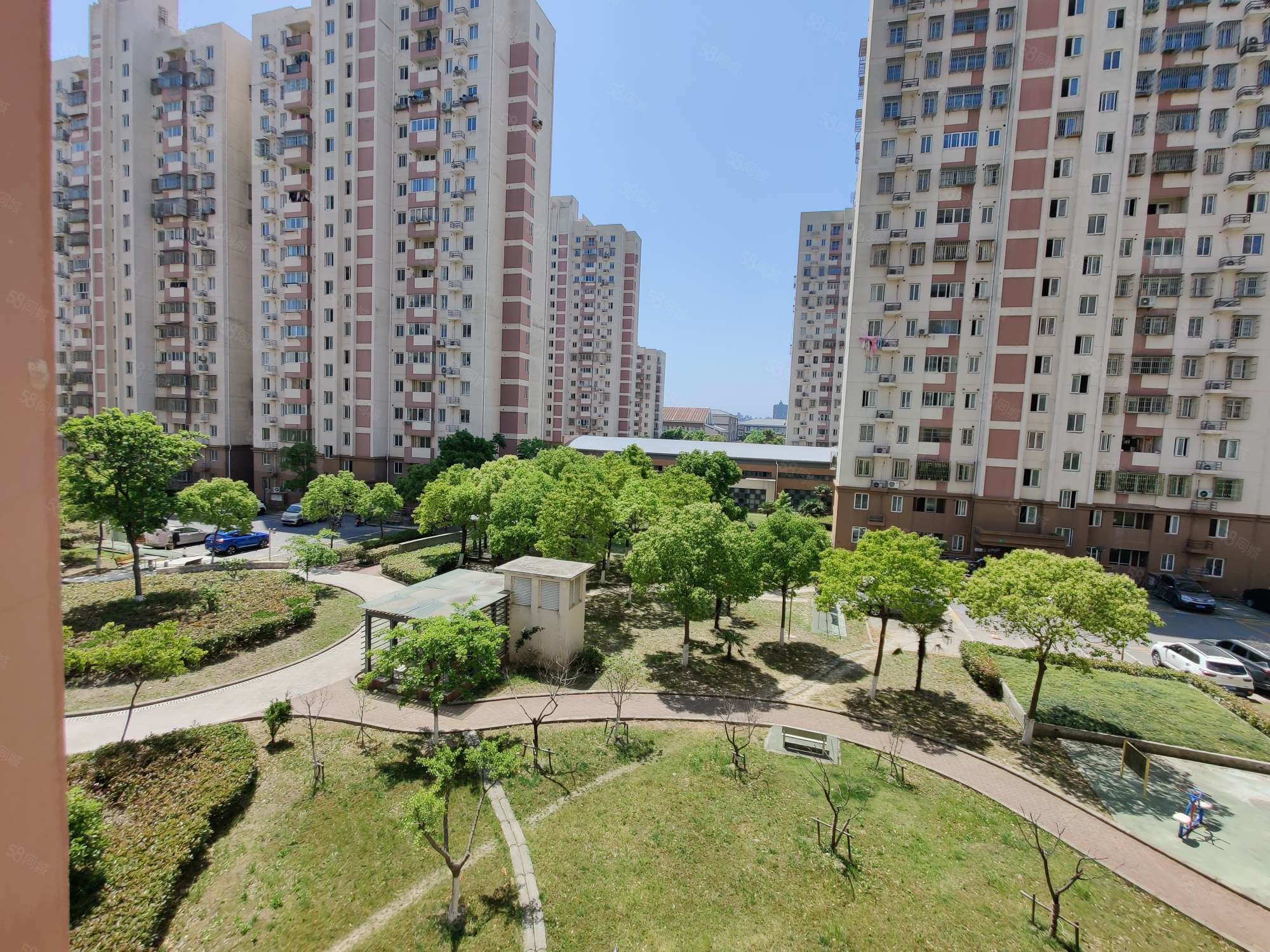 汇福家园吉祥里1室2厅1卫57.32㎡南240万