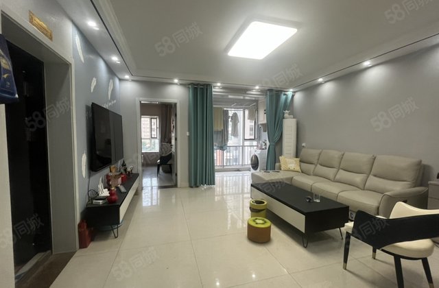 站前街！西湖馨苑！新出精装修！拎包入住的房子！首付只要7万