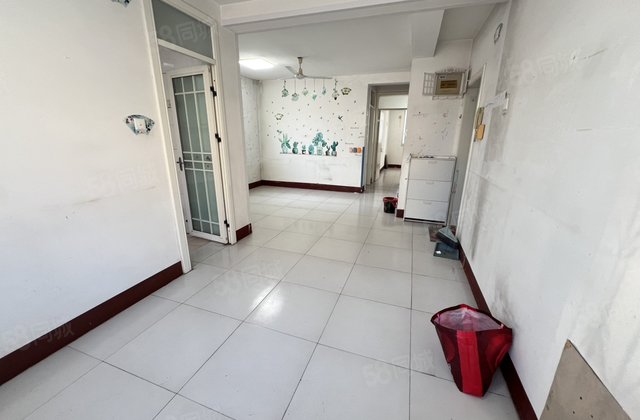 汽车站！二楼！康城 东昌中学！   拿下！无压力！停车方便