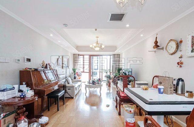 蓝堡国际公寓2室2厅122.6㎡1098万二手房图片