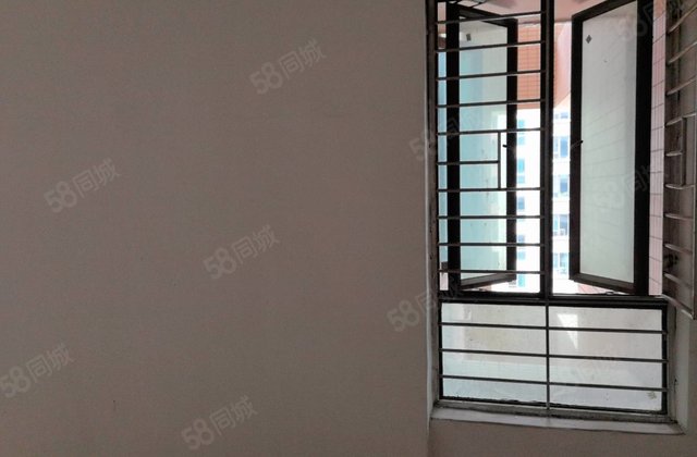 华馨花园2室2厅75㎡38万二手房图片