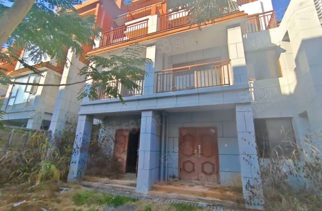 观澜豪庭4室2厅268㎡168万二手房图片