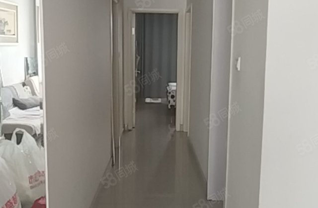 湖畔佳苑 商业配套成熟 医疗配套成熟 楼层好带车位储藏室