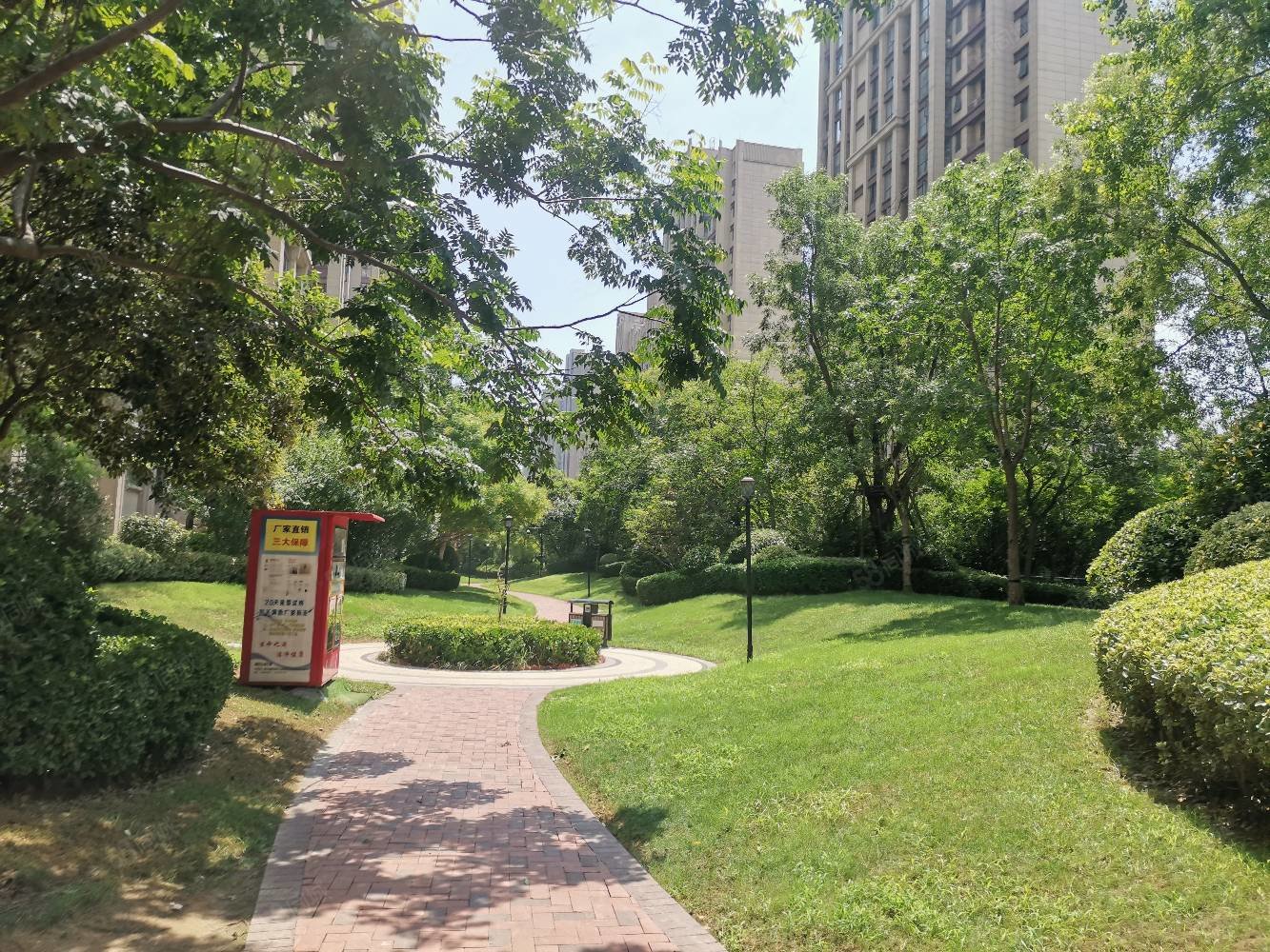 信华城一期115平方3室满两年采光好边户南北通透