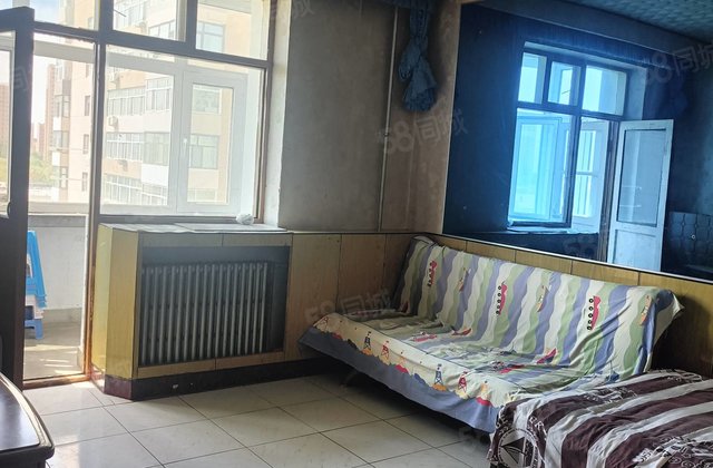 龙南小区2室1厅50㎡20万二手房图片