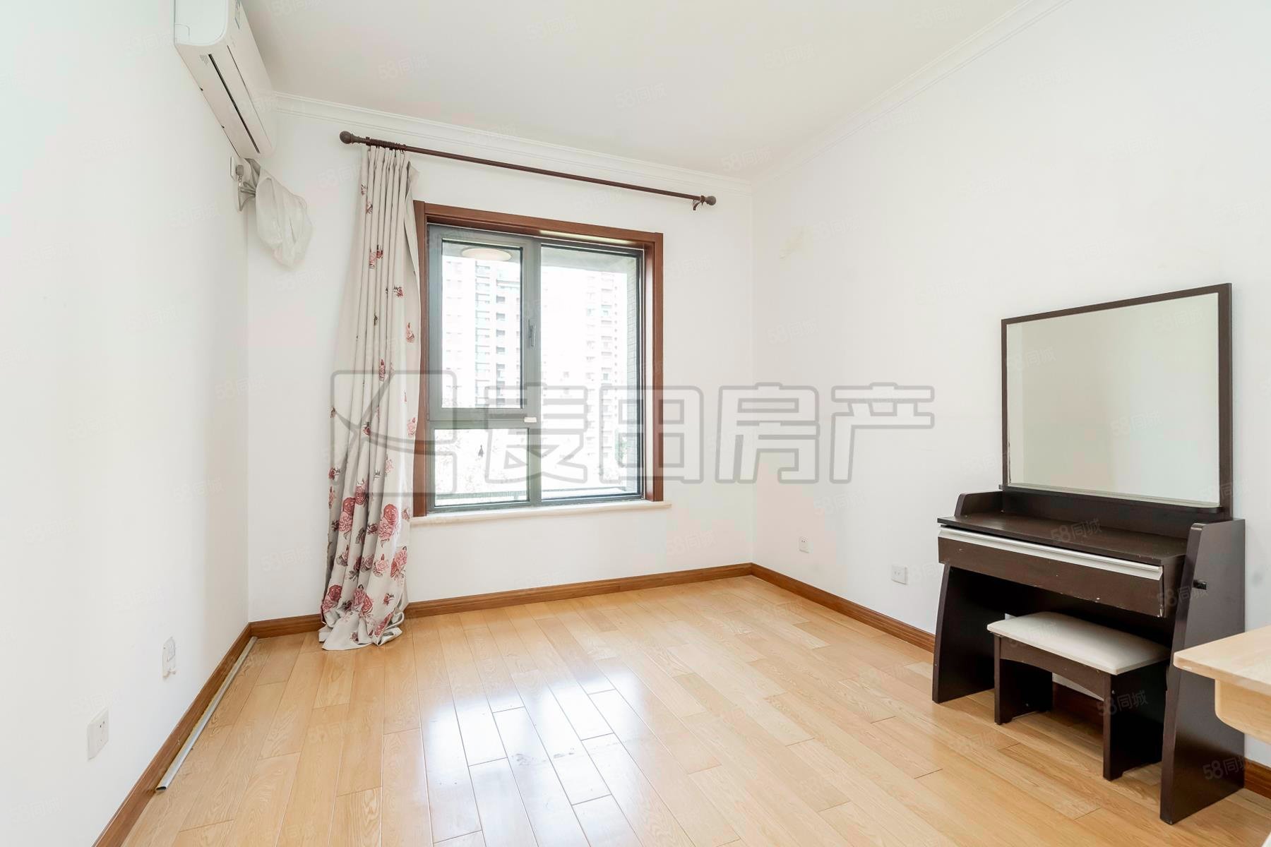 世華龍樾一里2室2廳1衛(wèi)87.55㎡南北810萬