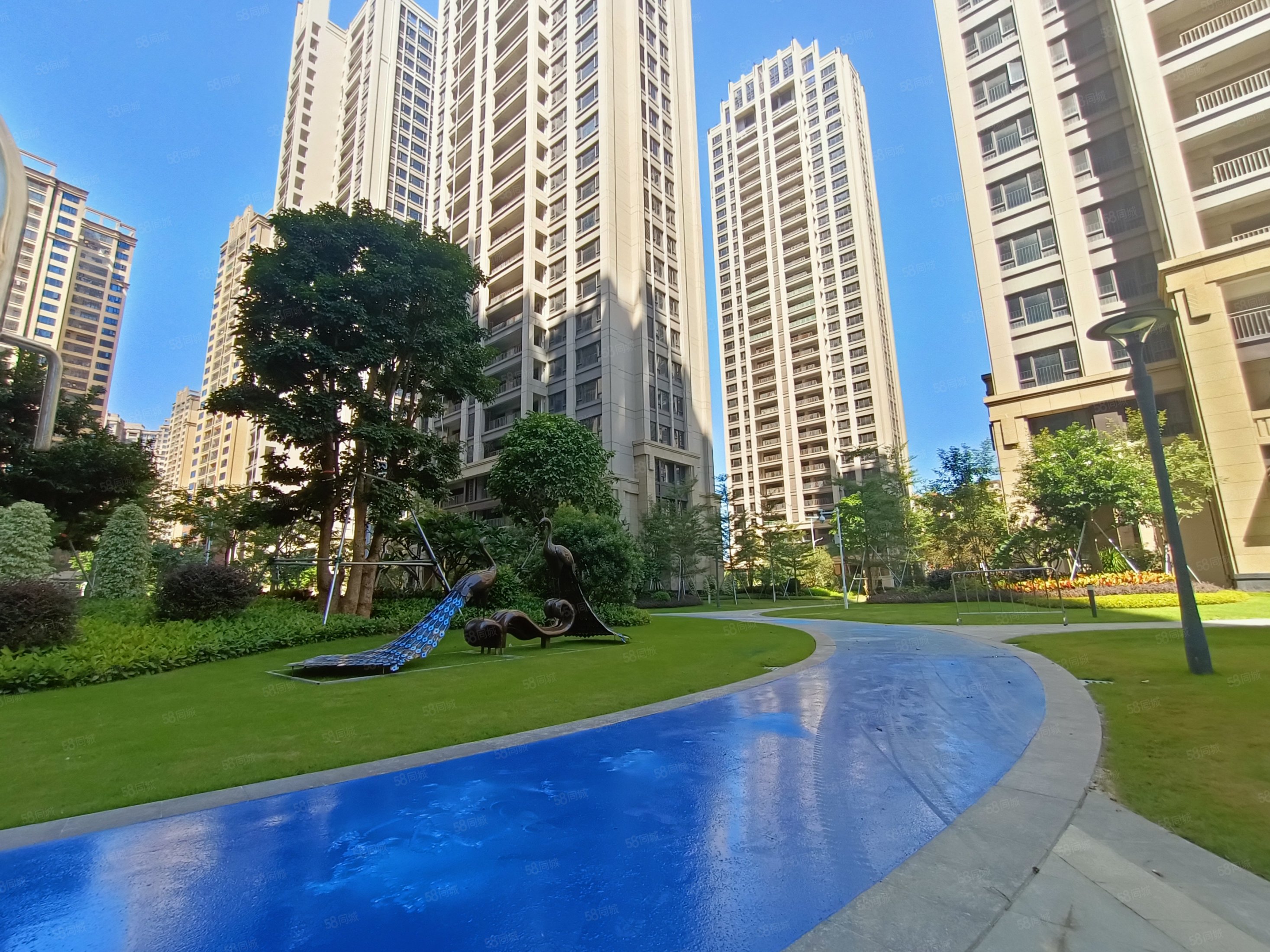 时代君悦府5室2厅3卫156.36㎡东南190万