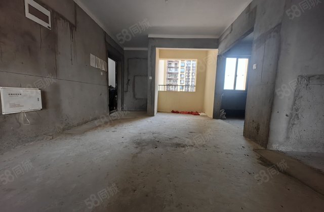 壹号公馆南苑3室2厅107.5㎡35万二手房图片