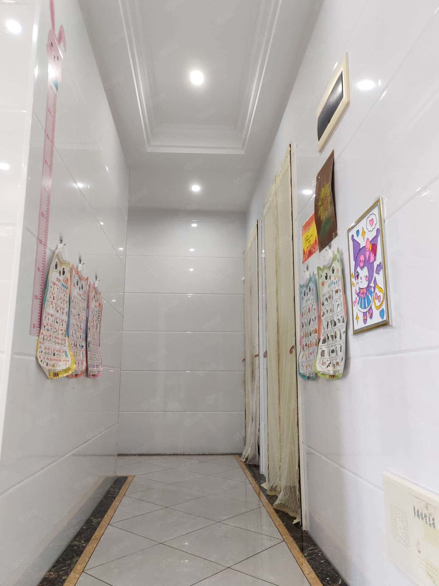 东湖花苑3室2厅2卫118㎡南北92万