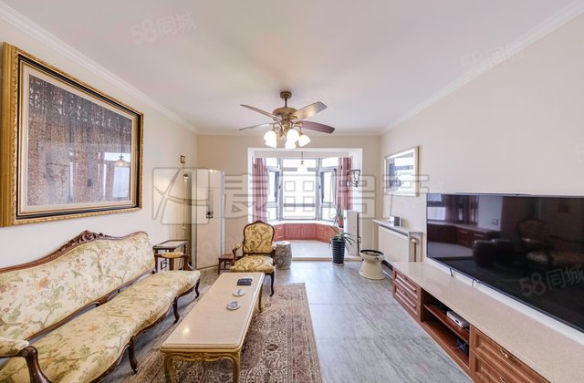 银枫家园5室2厅267.99㎡998万二手房图片