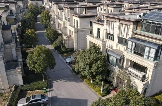 合众领岛(别墅)10室4厅227㎡164万二手房图片
