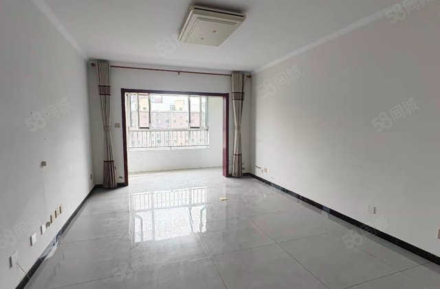 佶地国际D2区2室2厅91㎡55万二手房图片