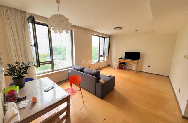 万科公园五号1室1厅91.87㎡675万二手房图片