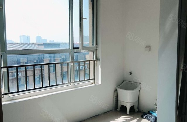 急售水晶丽城西区 东边户 户型很好价格不高位置优越