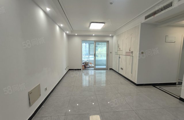 二中，锦绣学府刚需三居室，2019年交付，带车位储免大税。