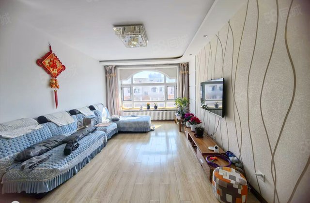 松苑小区2室2厅95.69㎡40万二手房图片