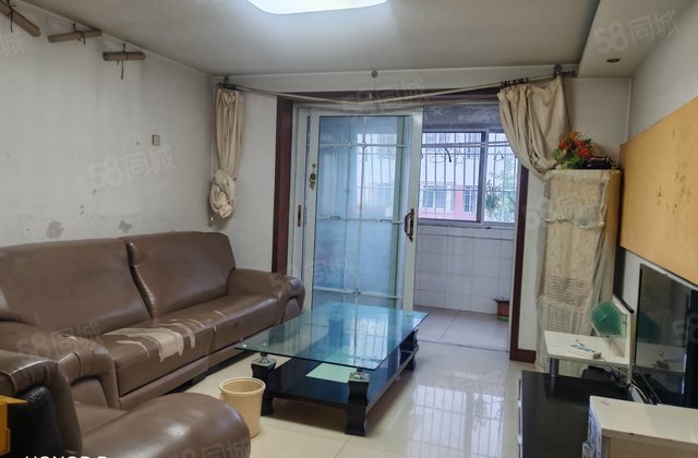 银都花园怡心园3室2厅134㎡68万二手房图片