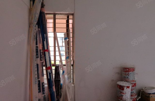 华馨花园2室2厅74.83㎡38万二手房图片