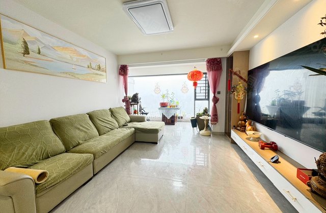 保利中环广场4室2厅140.55㎡198万二手房图片