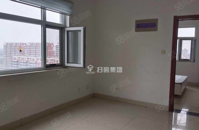 湖边房！金立文苑，边户精装修三室，送车位和储，西湖馨苑，一诺