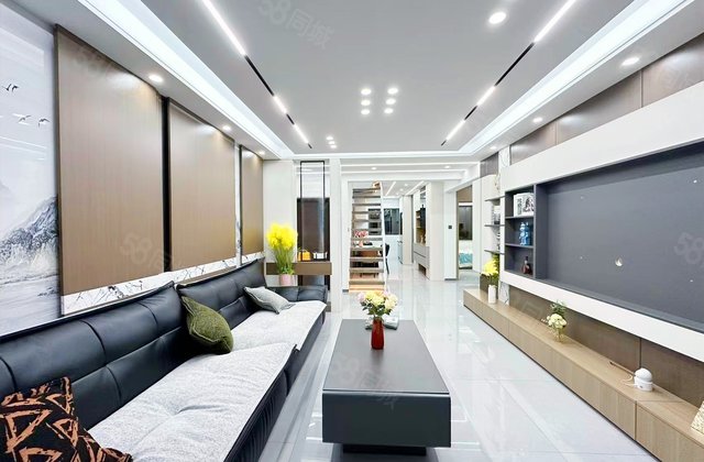 英伦小镇(一期)5室3厅92.6㎡69.8万二手房图片