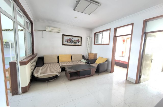 电大家属院，4楼带车库，万达广场，桐凤家园，五中