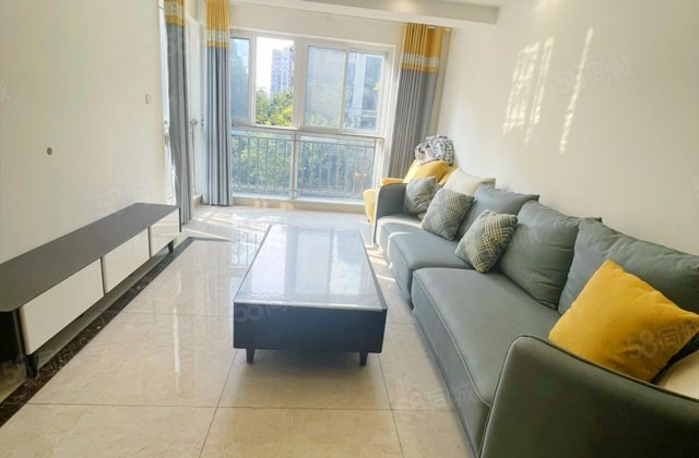 铂悦郡(一期)3室2厅83.56㎡88万二手房图片