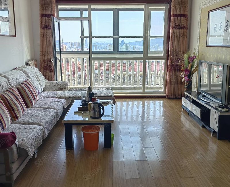 【10图】海景房 祥云花园,封闭小区电梯九楼 三室一厅 可拎包入住