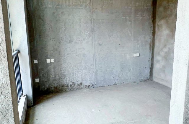 融创玖棠府(商住楼)2室1厅86㎡52万二手房图片