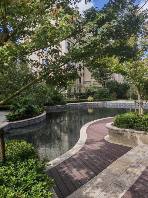 白鹭湾花园3室2厅1卫93㎡南138万