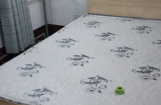 看房随时 中间楼层采光好  送车位 送地下室 全款优惠