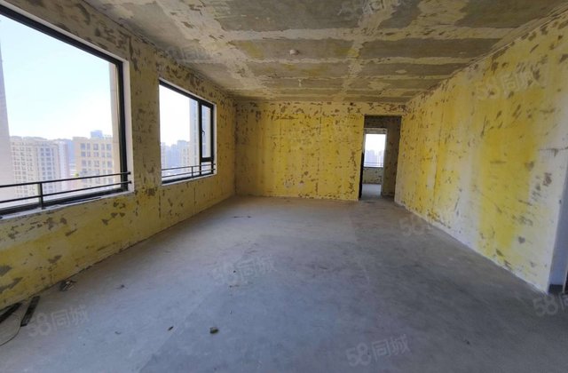 单价只合七千七 大开间观景窗 高性价比大四居免大税带车位储
