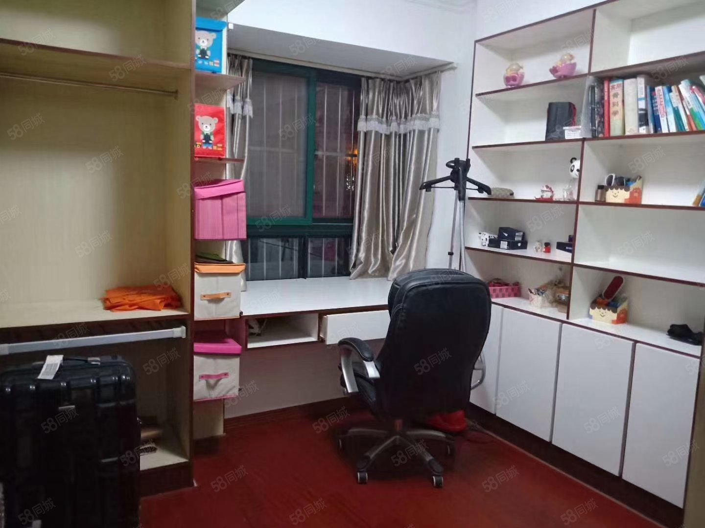 蝴蝶湾云蝶苑3室2厅2卫122.7㎡南北70万