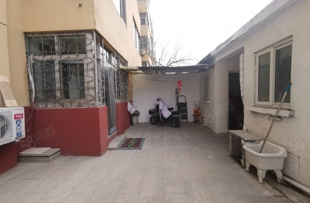 老一中 文轩 外国语 师范家属院 一楼带院 外开门停车方便