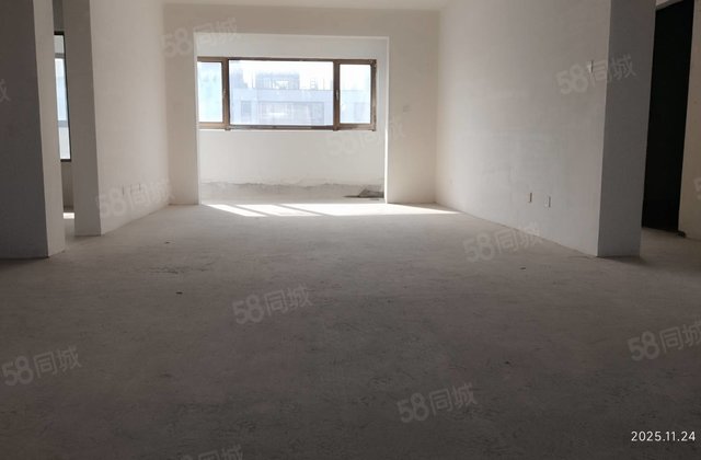 长泰瑞马棠颂3室2厅133㎡129万二手房图片