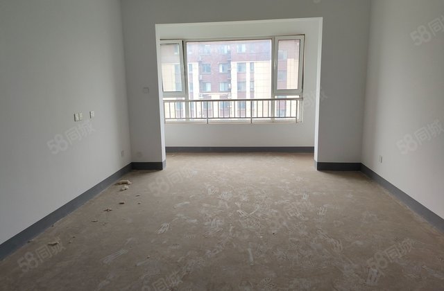 清风和庐，奥森  ，送车储，体育馆南临