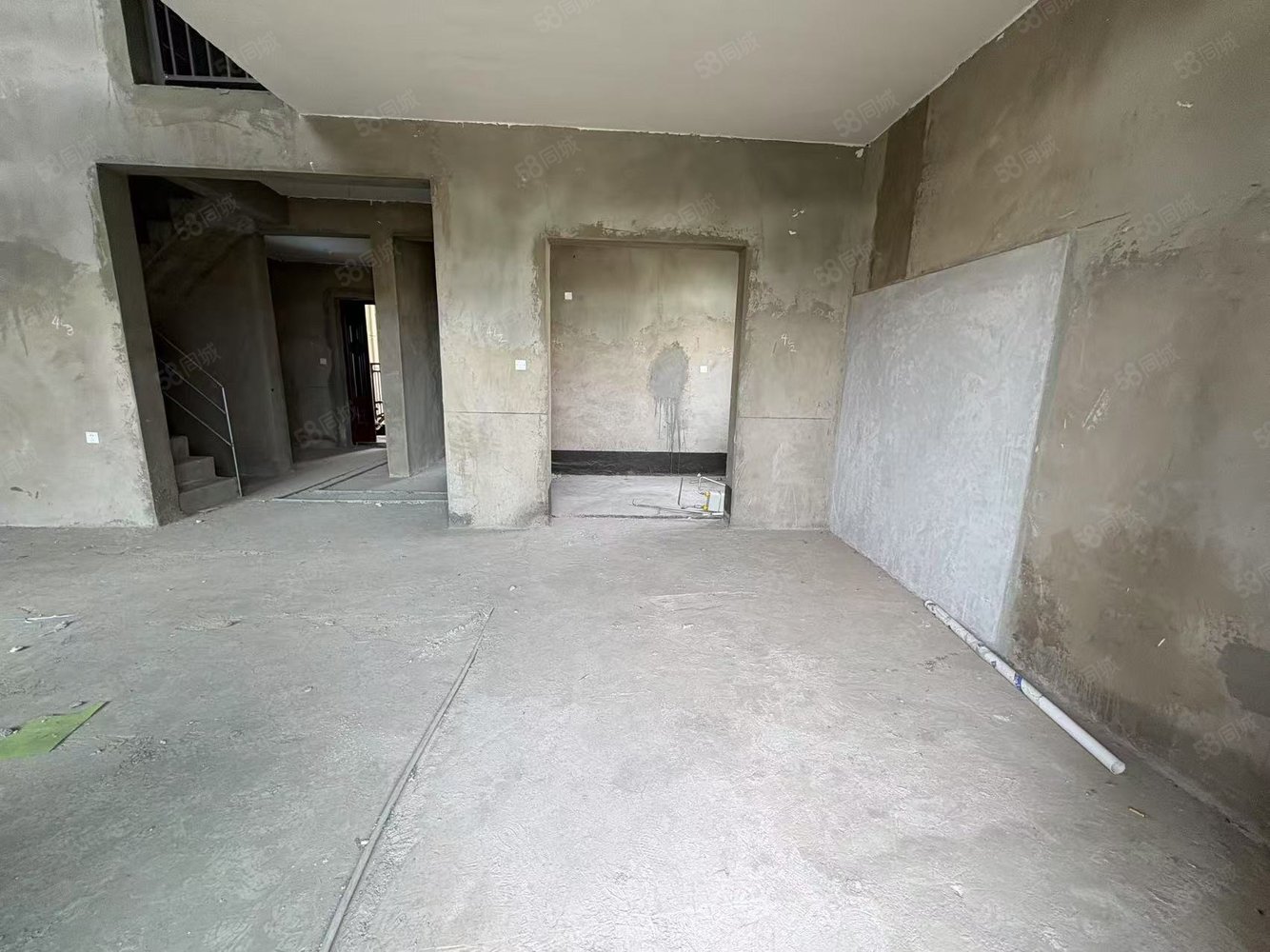 中梁壹号院(别墅)3室2厅3卫161㎡东南178万