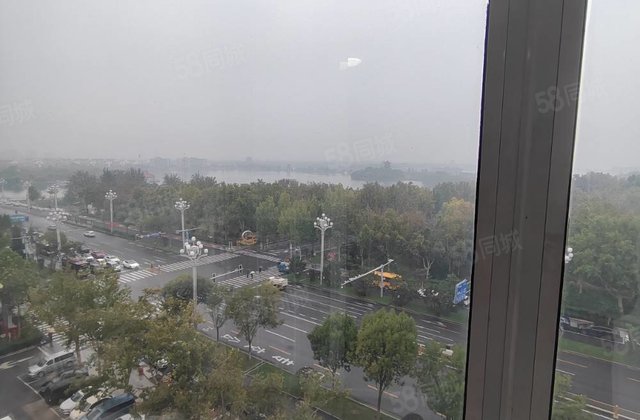 万盛家园 湖边观景房 前排无遮挡  三室