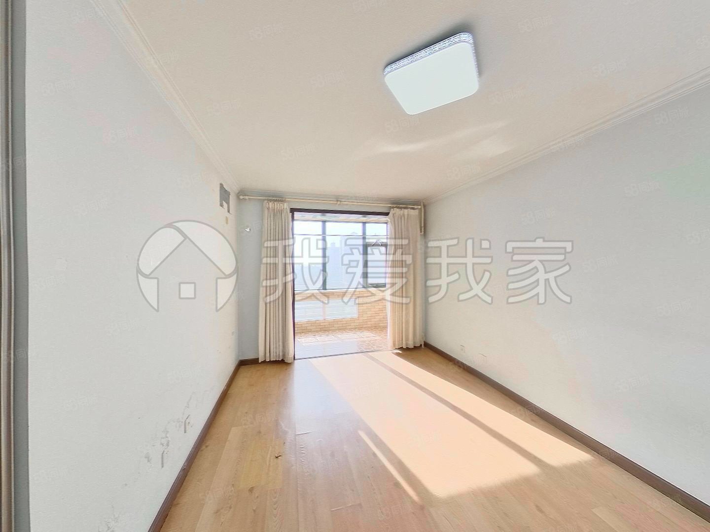 天通西苑三區(qū)3室2廳2衛(wèi)201.21㎡東南473萬