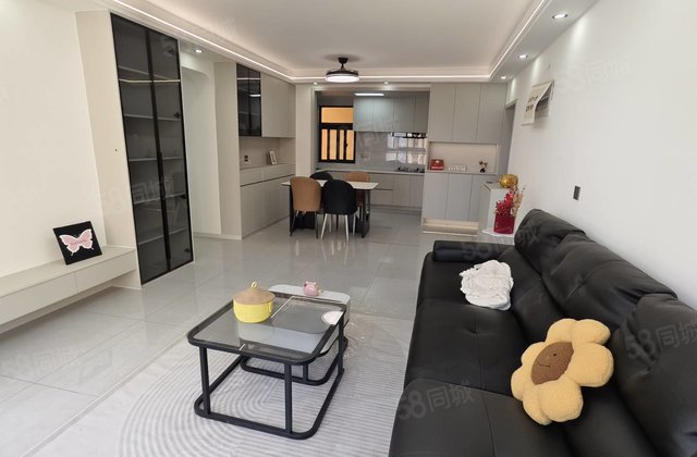 国泓新天地3室2厅120㎡37.6万二手房图片