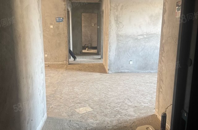 玉洲南苑小区3室2厅137㎡52.6万二手房图片