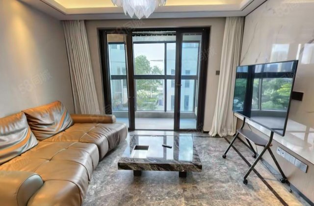 世茂璀璨万镜4室2厅132.89㎡305万二手房图片