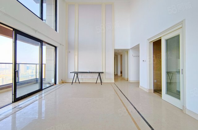 融创玖棠府5室2厅220㎡483万二手房图片