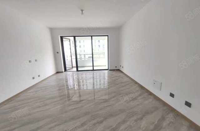 144平 简单装修 4室2厅 财信学府印象 居家自住 保养好